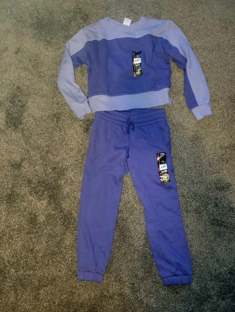 Athletic Works girls size 6-6x  purple sweatshirt and sweatpants